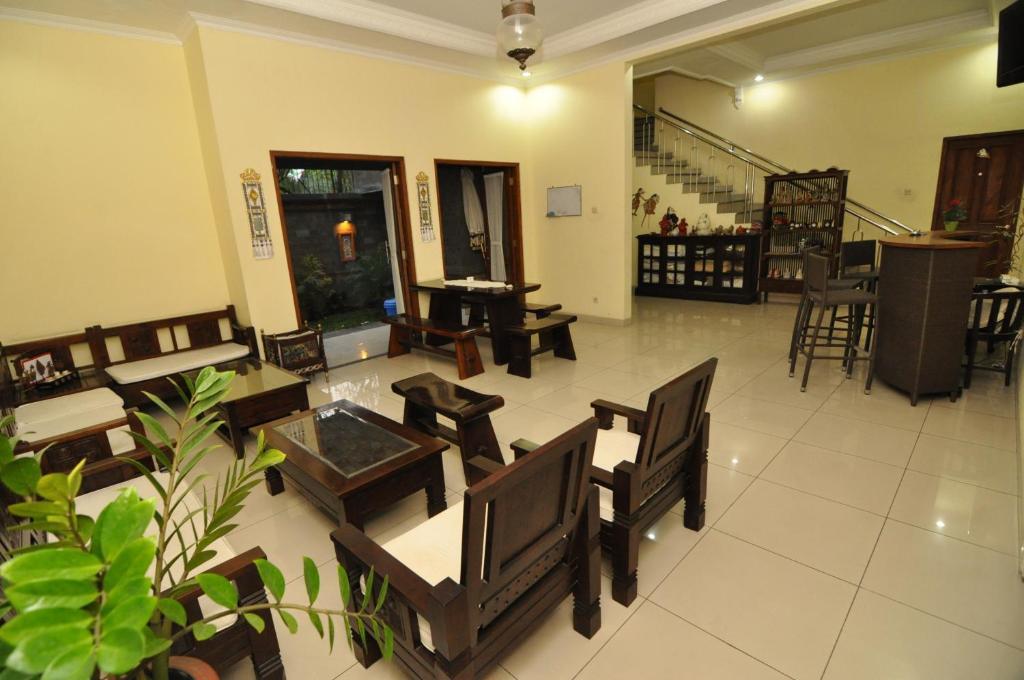 יוגיאקרטה Omah Semar Homestay מראה חיצוני תמונה